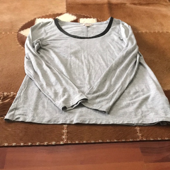 Banana Republic Tops - Banana Republic Long Sleeve T-shirt